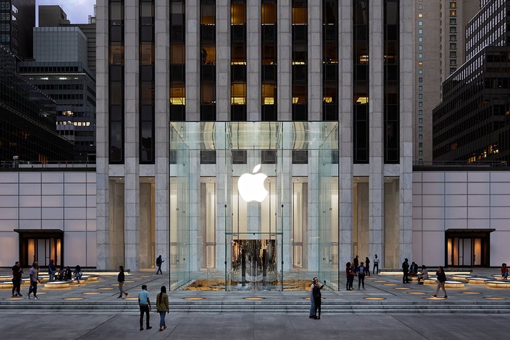 Apple Fifth Avenue в Нью-Йорке. Фото: Apple